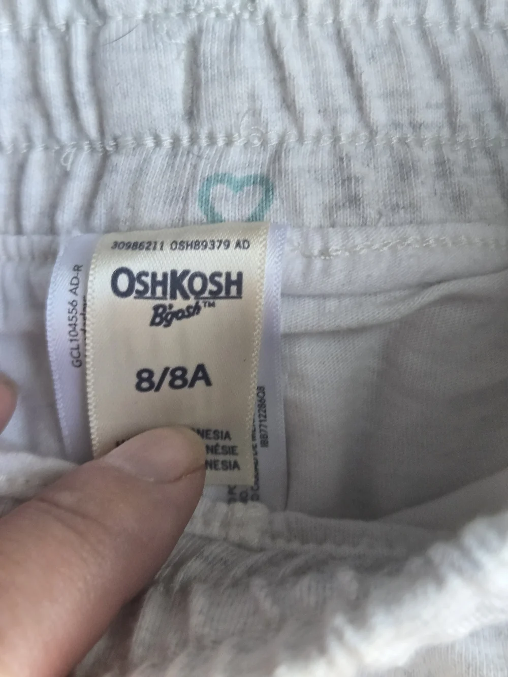 OshKosh B'gosh Heather Gray Skort with Pastel Heart Print